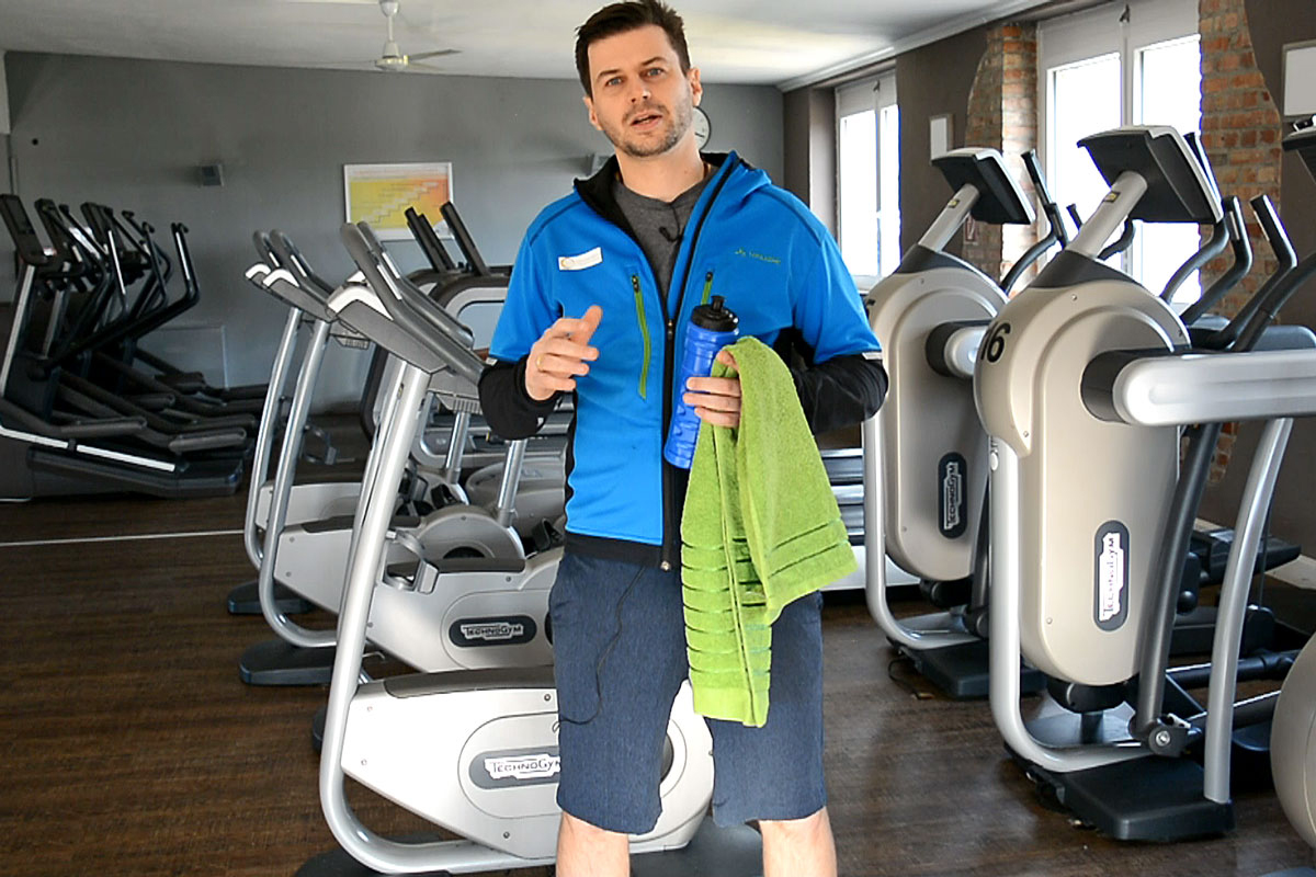 Fitnessstudio Übungen